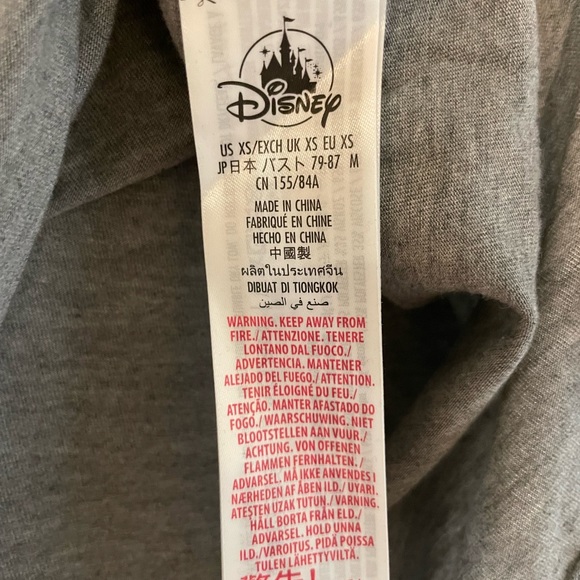 Disneyland Christmas Holiday T Shirt XS - Picture 4 of 4